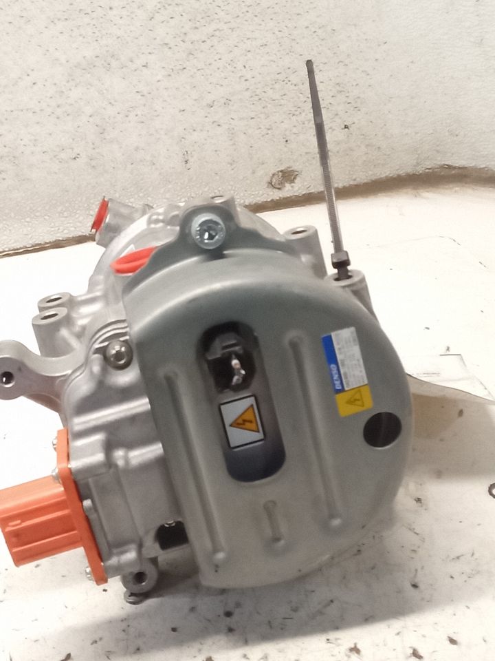 Part image 8