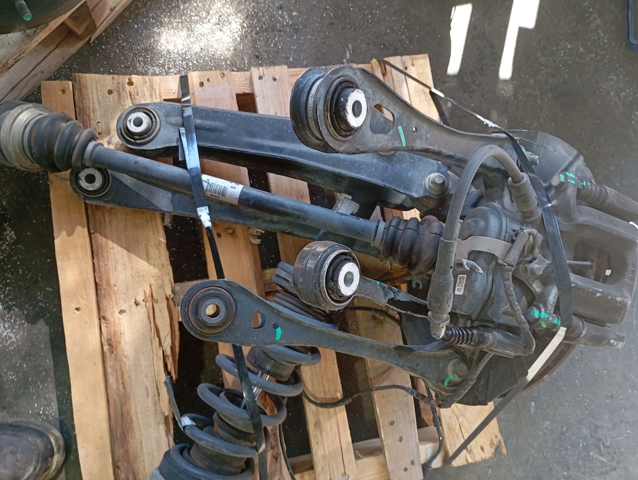 Part image 4