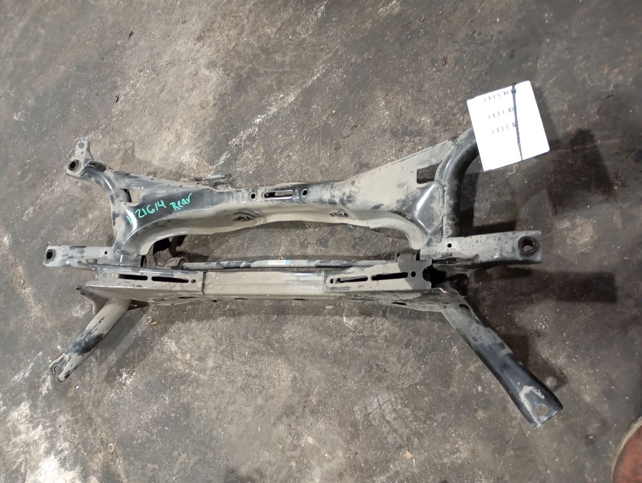 Part image 3