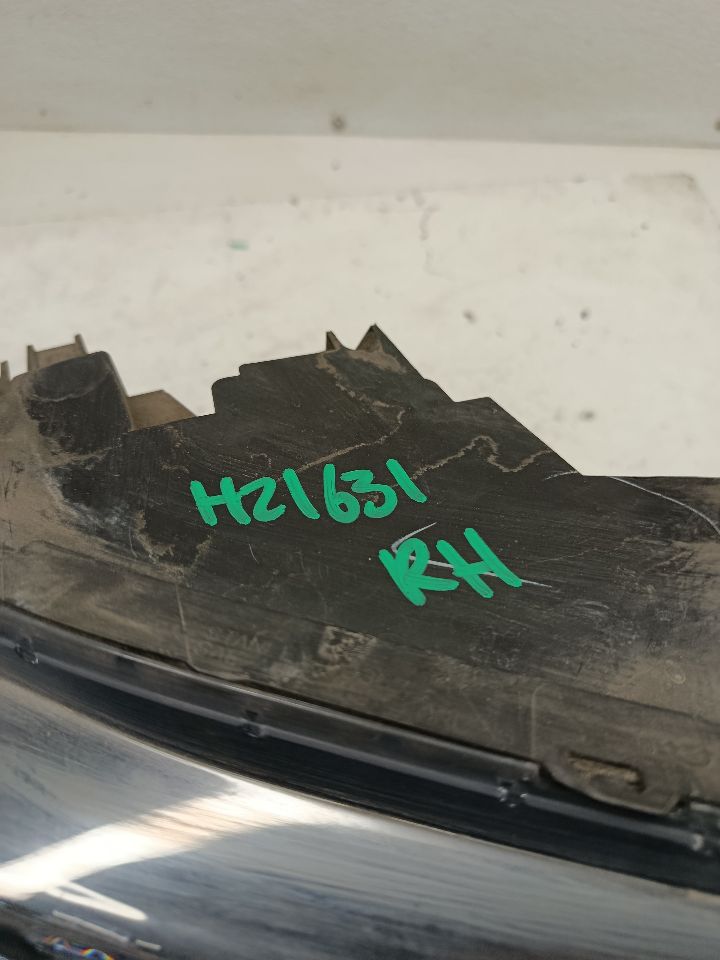 Part image 9