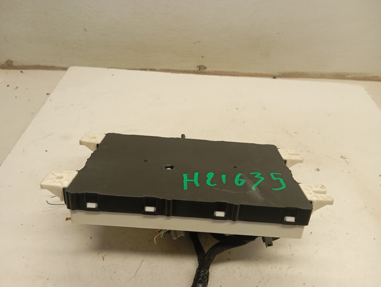 Part image 4