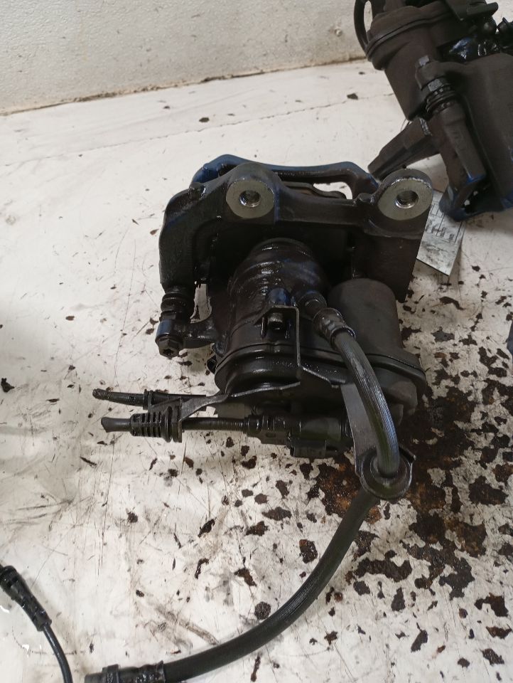 Part image 7