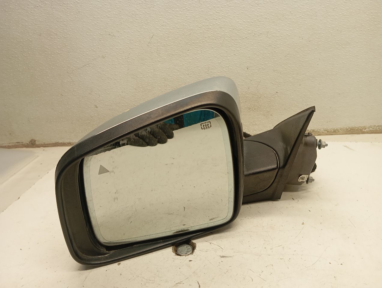 Part image 7