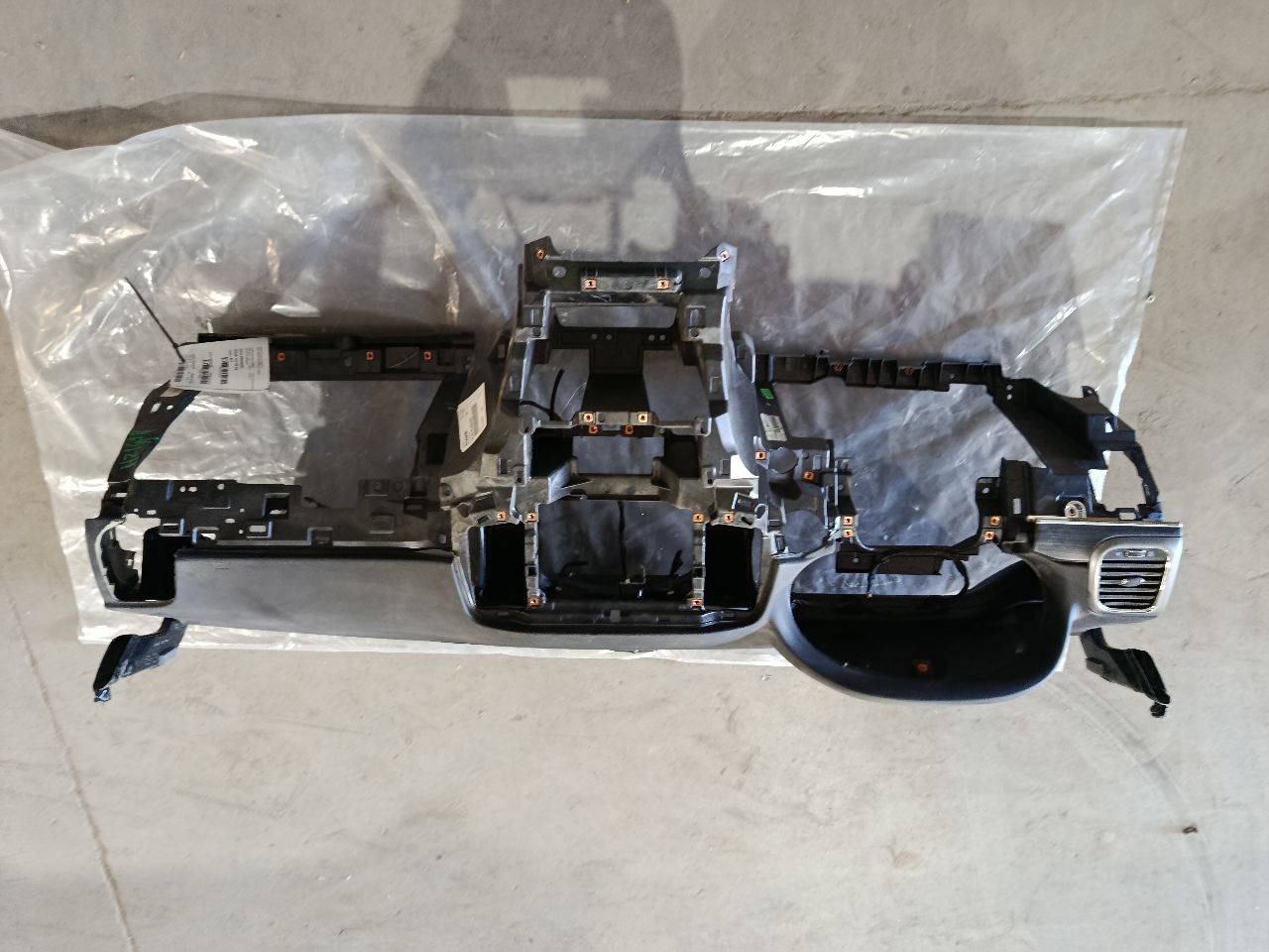 Part image 1