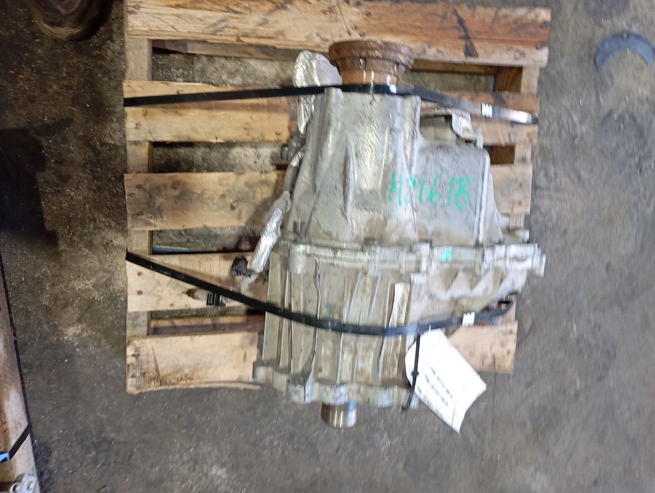 Part image 3