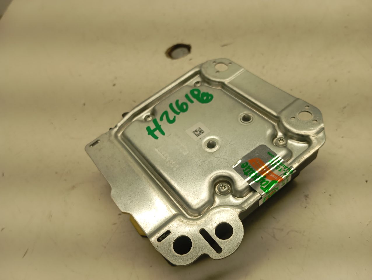Part image 3
