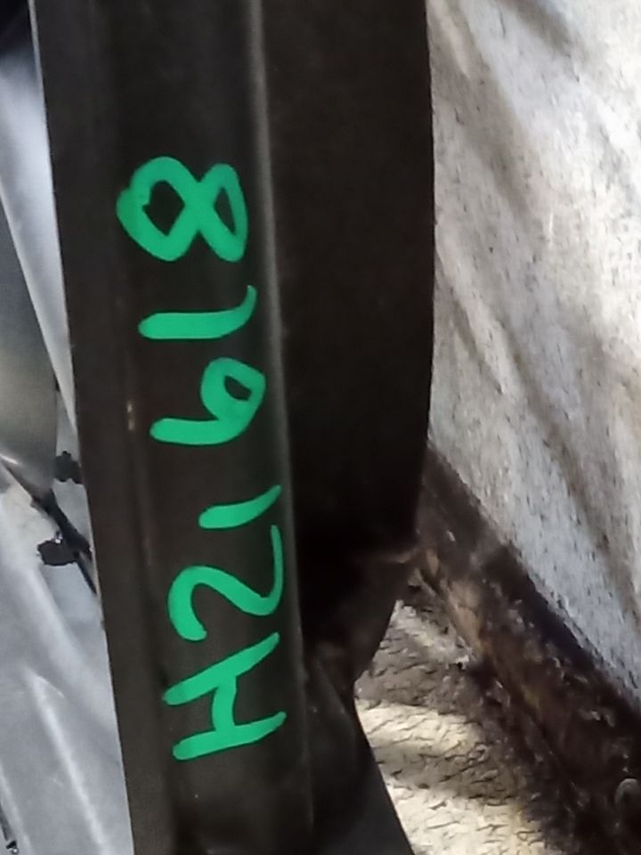 Part image 9