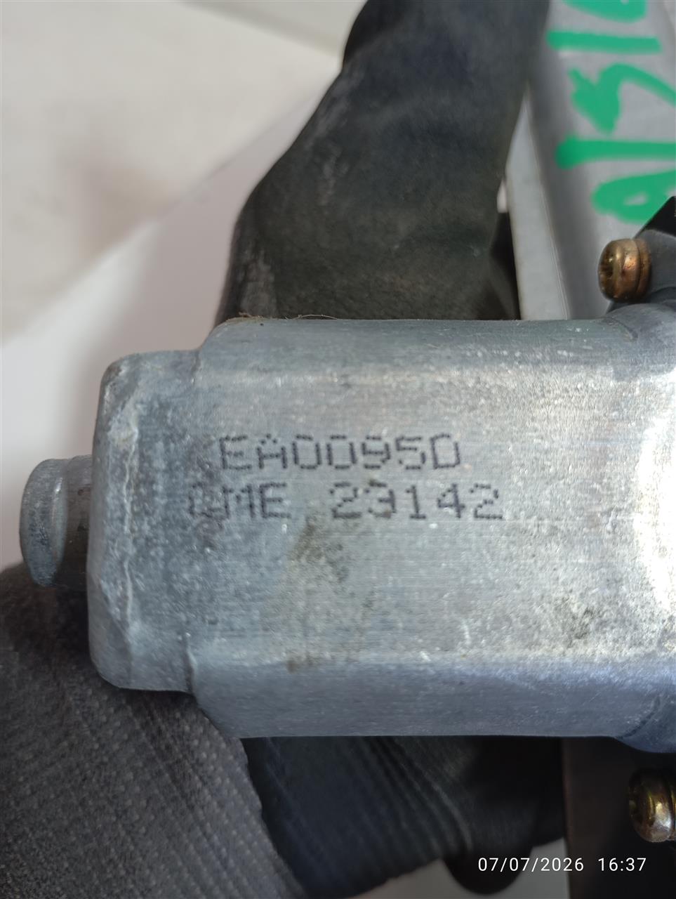 Part image 3