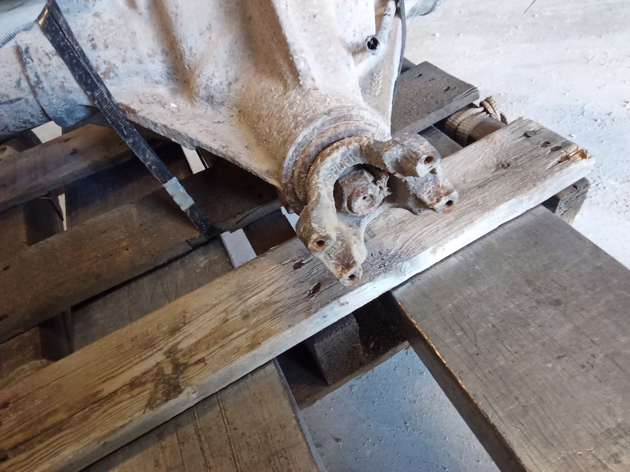 Part image 4