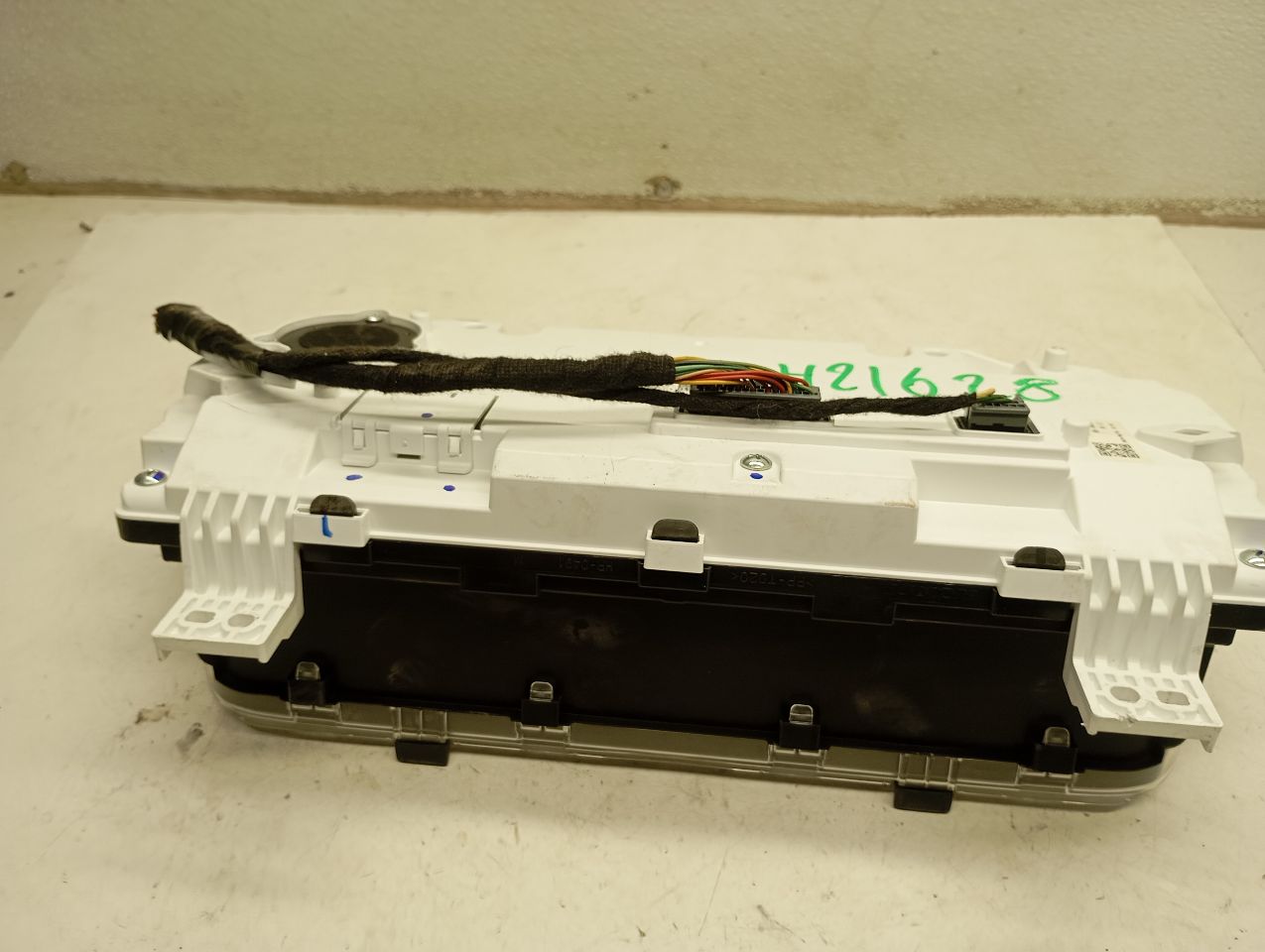 Part image 4