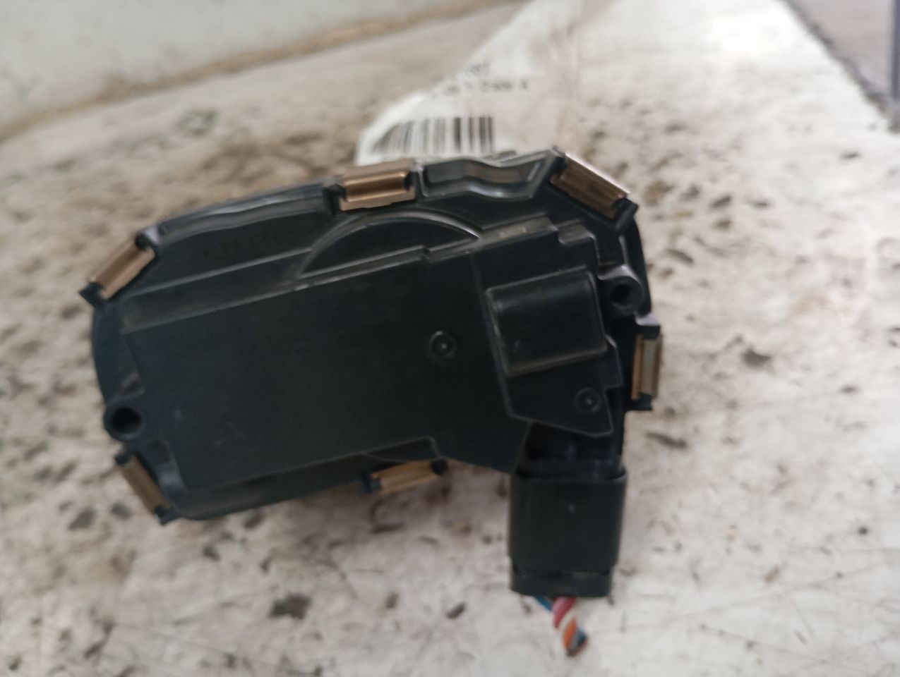 Part image 2