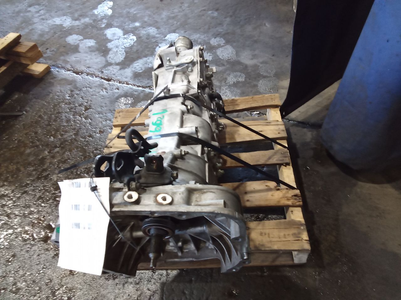Part image 4