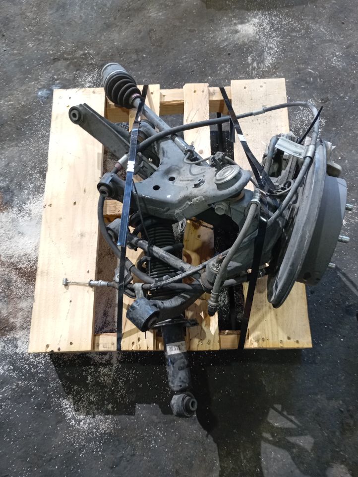 Part image 4