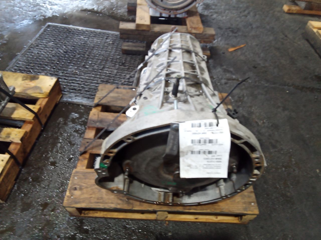 Part image 3