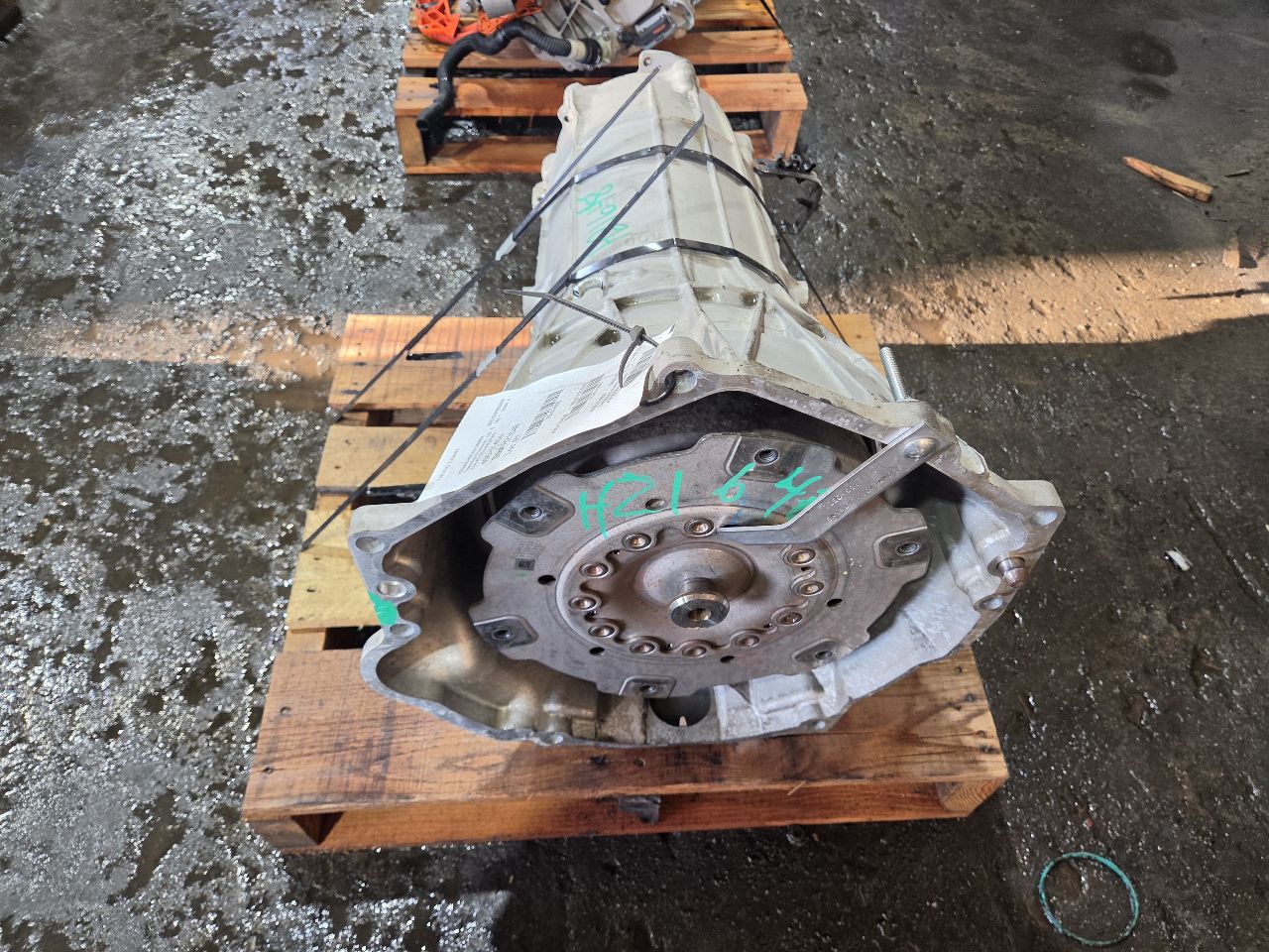 Part image 3