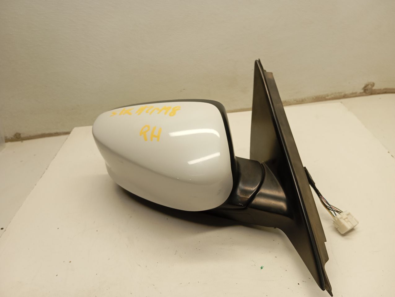 Part image 3