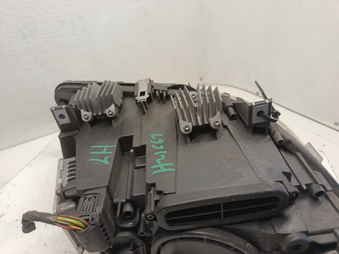 Part image 11