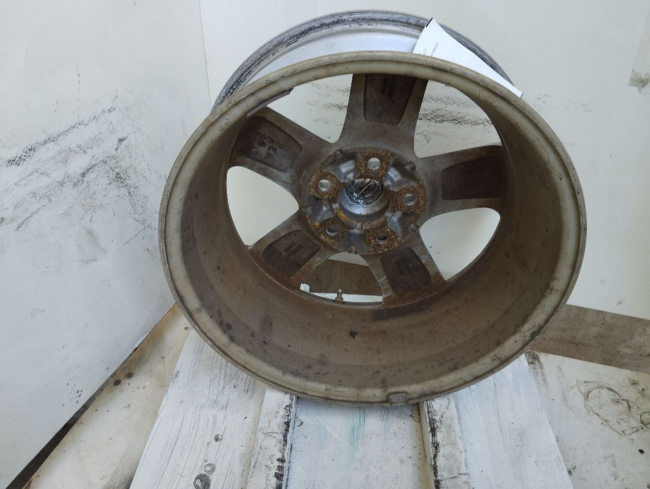 Part image 3