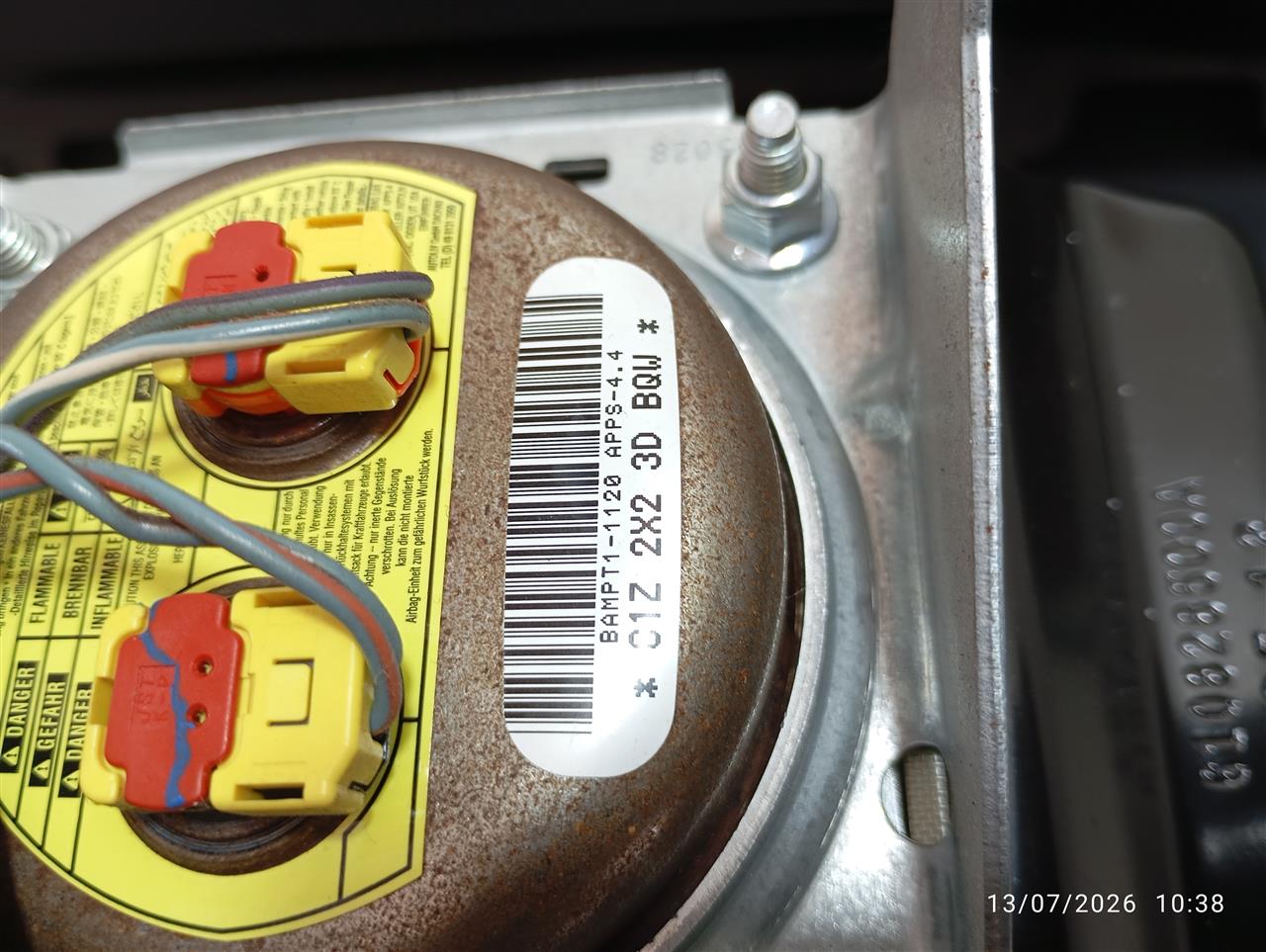 Part image 3