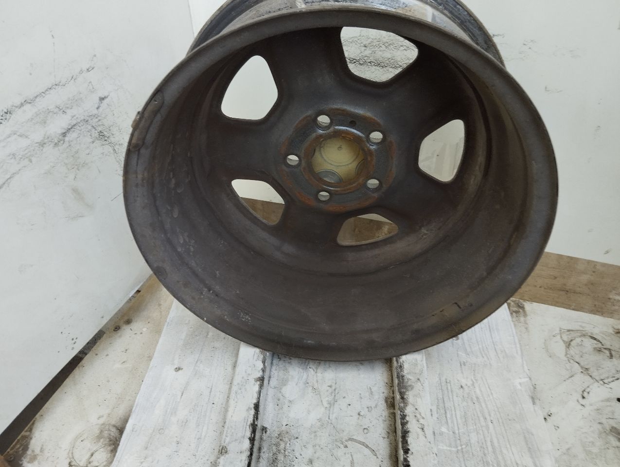 Part image 3