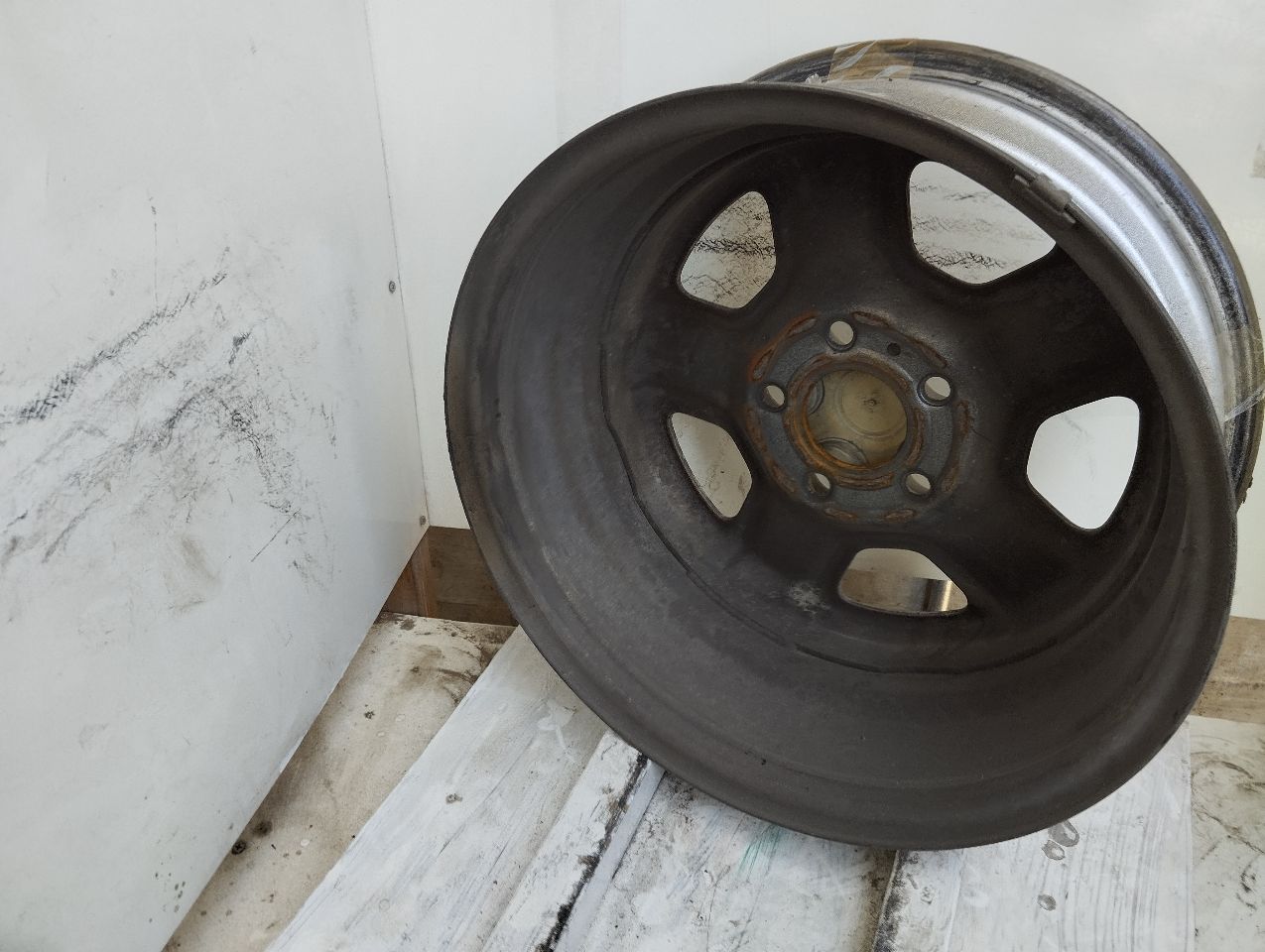 Part image 3