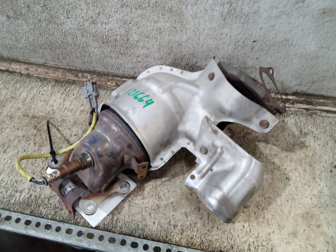 Part image 3