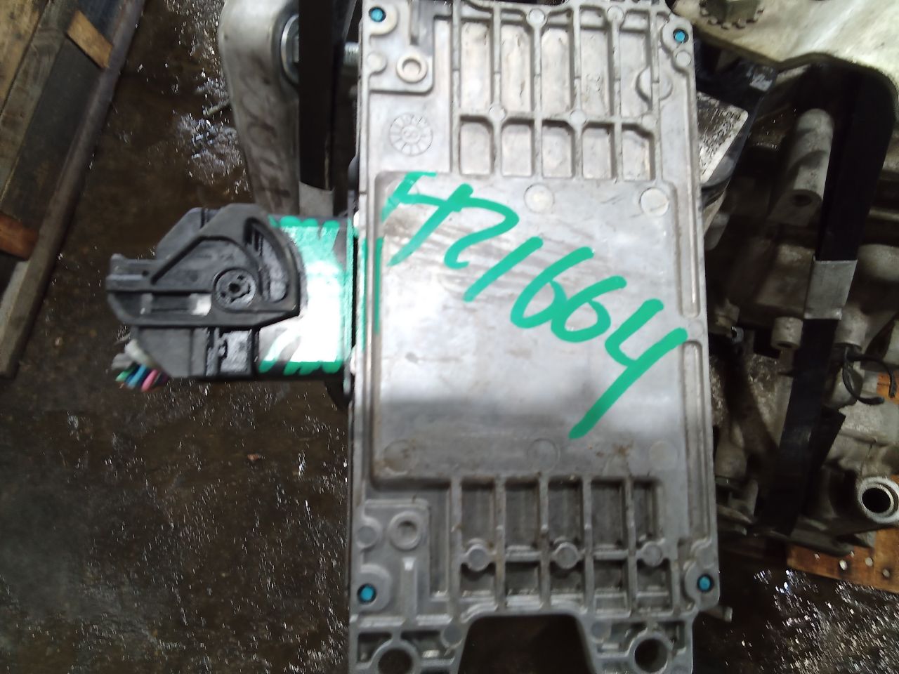 Part image 5
