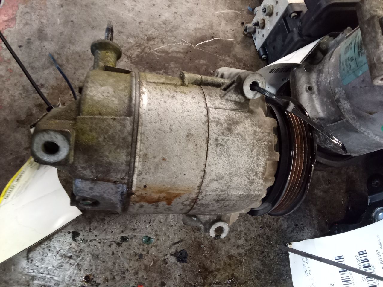 Part image 3