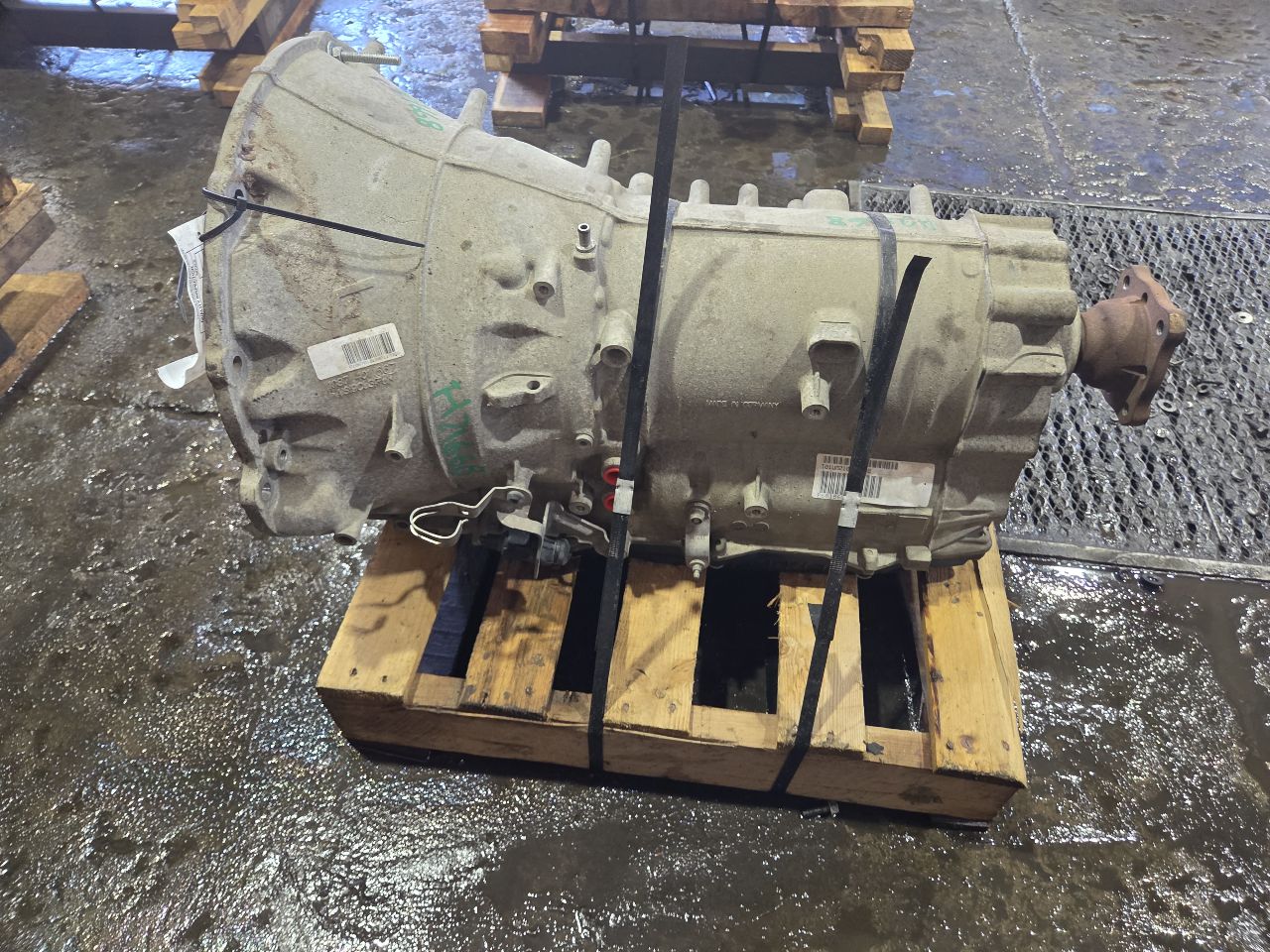 Part image 3