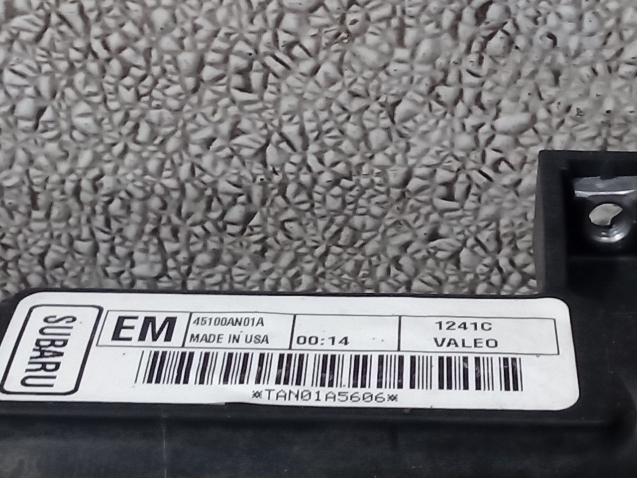 Part image 4