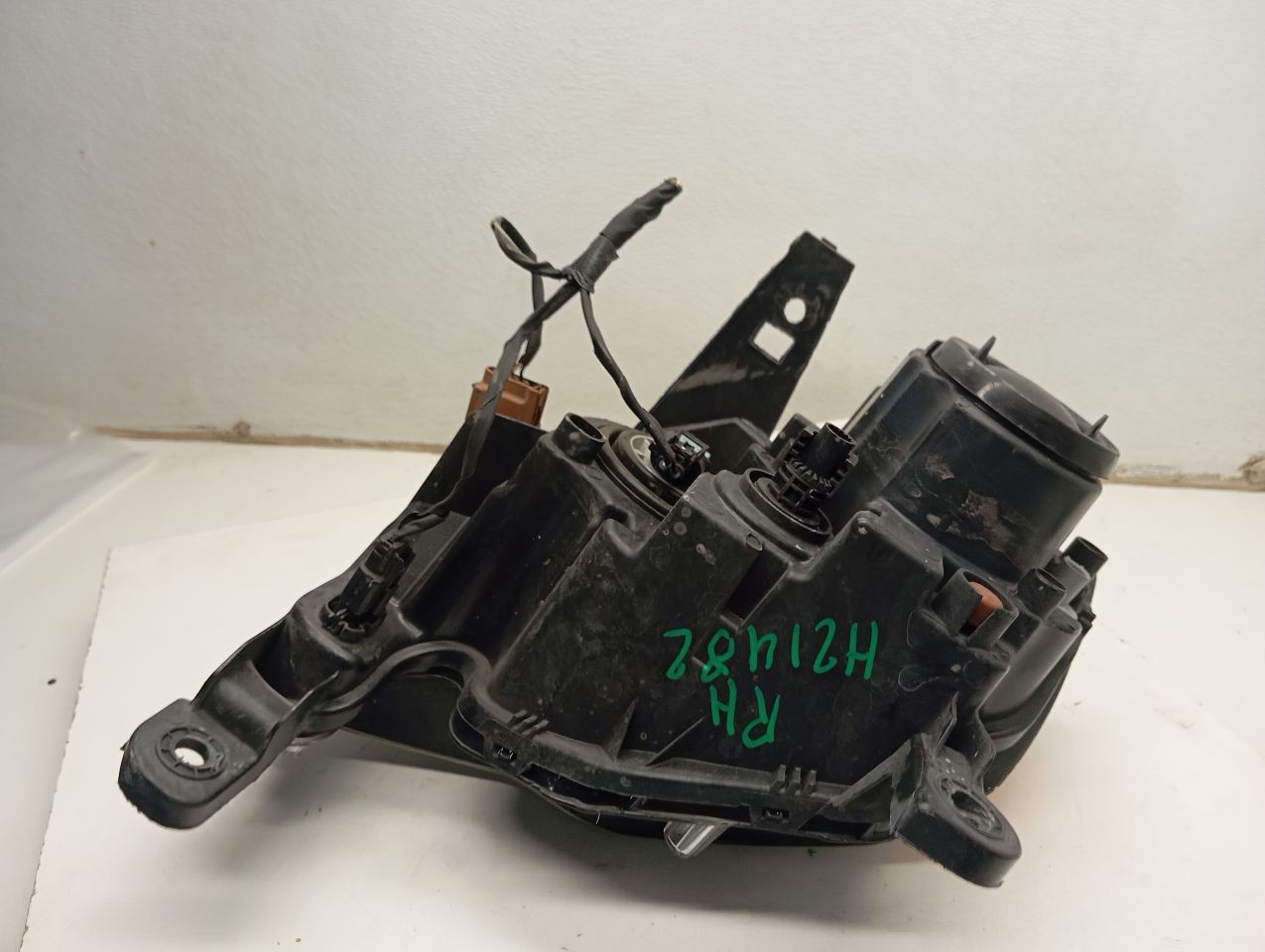 Part image 7