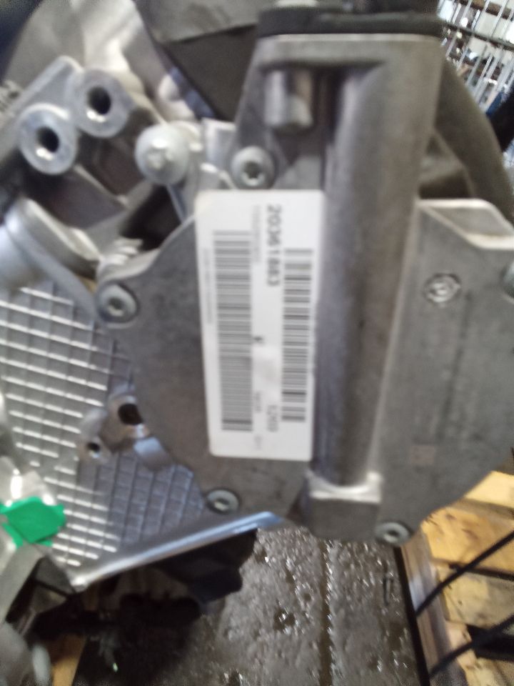 Part image 3