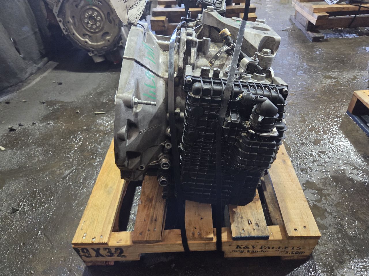 Part image 3