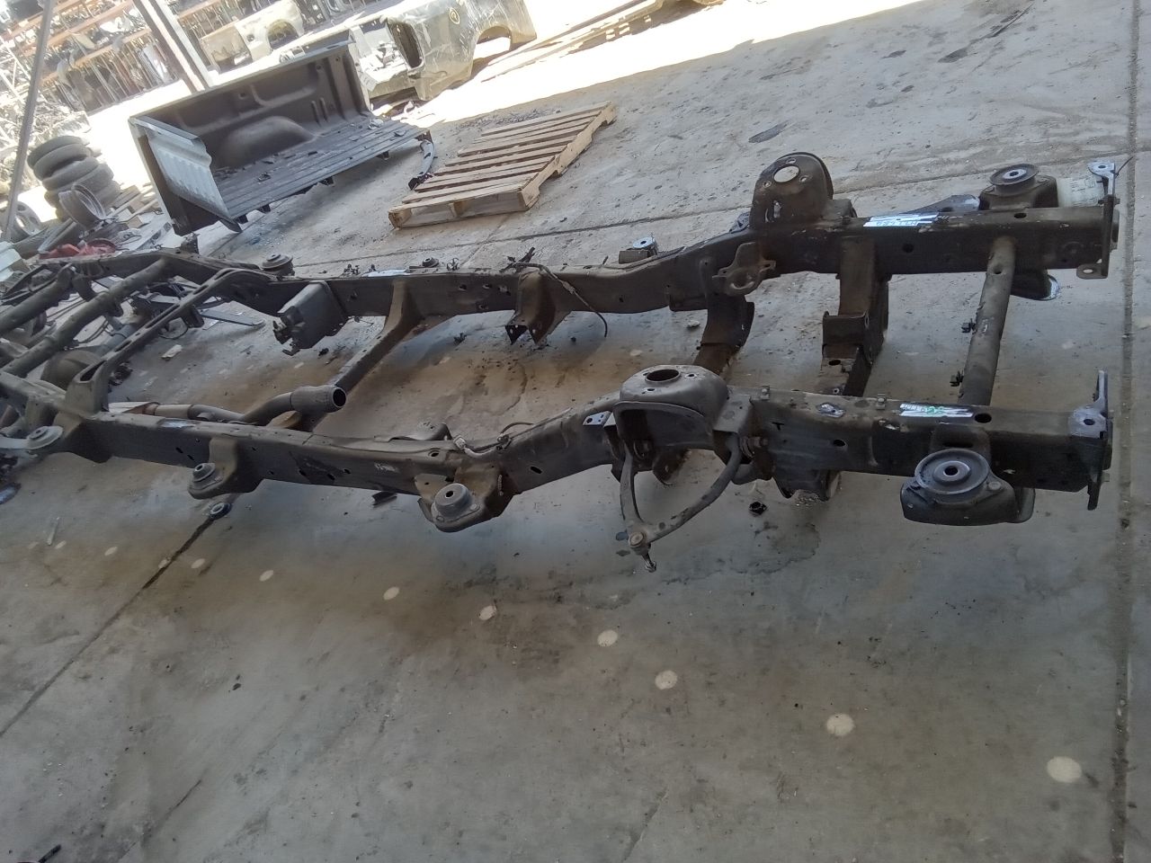 Part image 3
