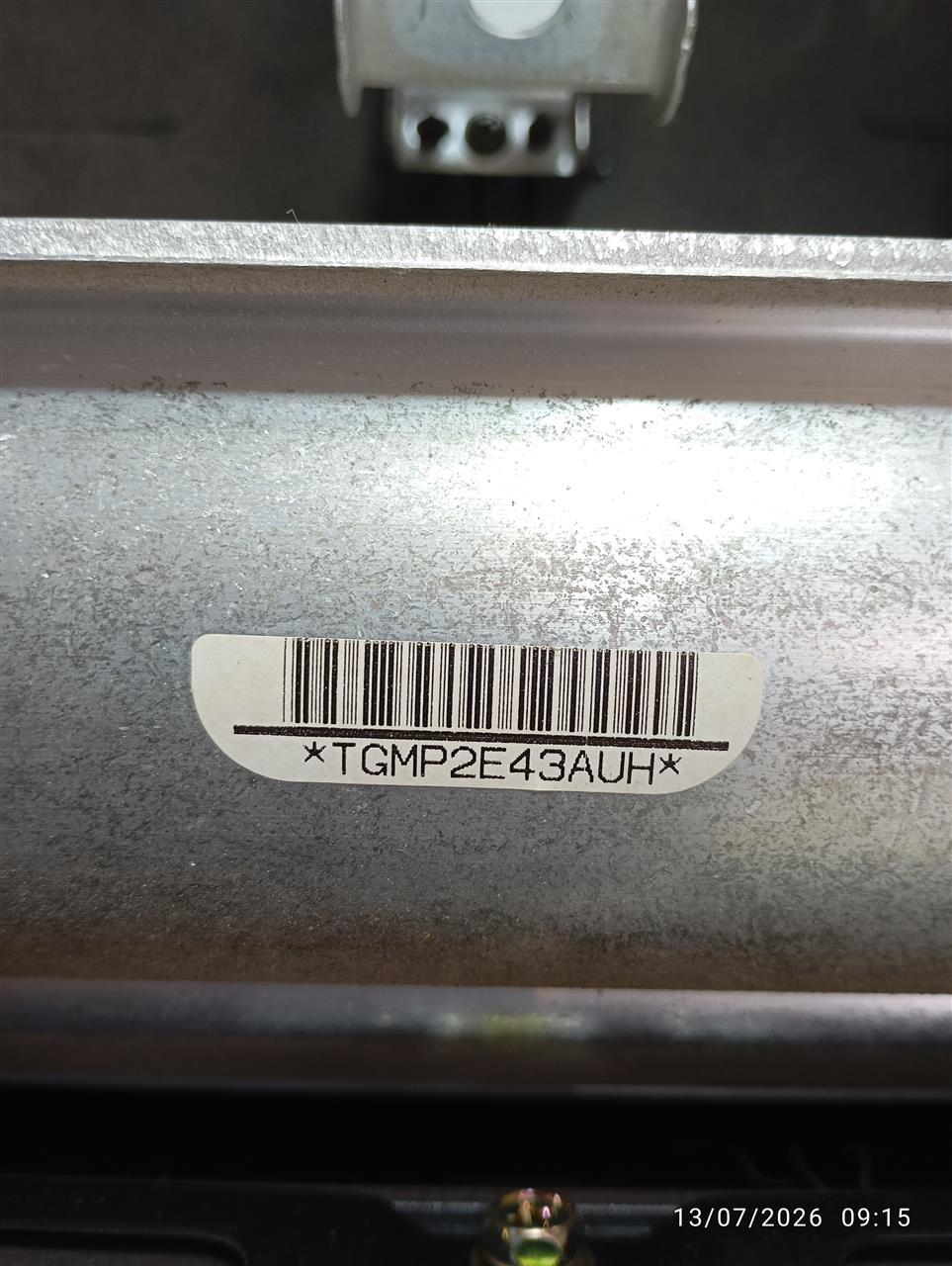 Part image 3