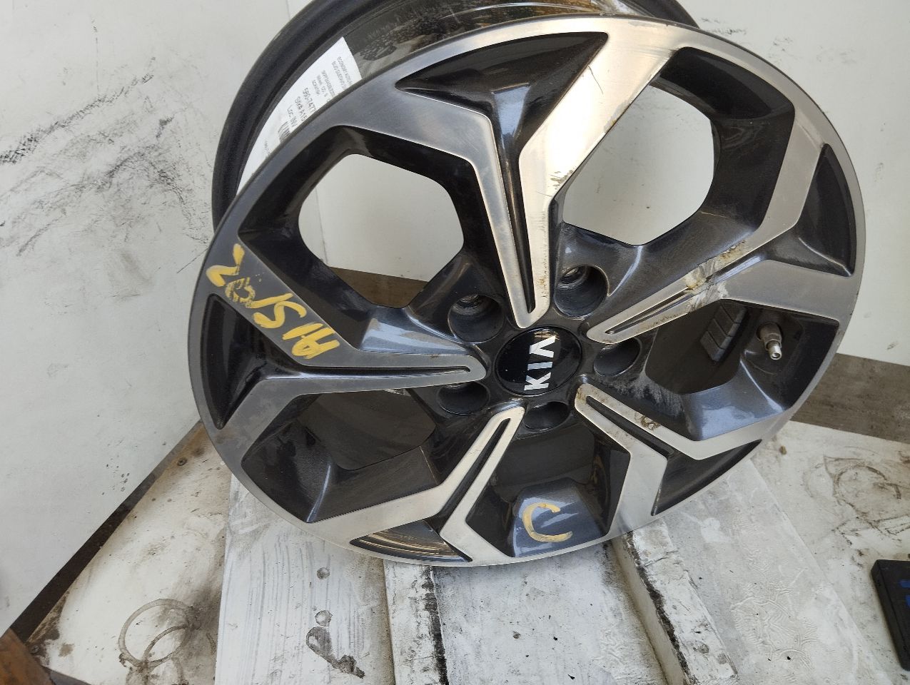 Part image 2