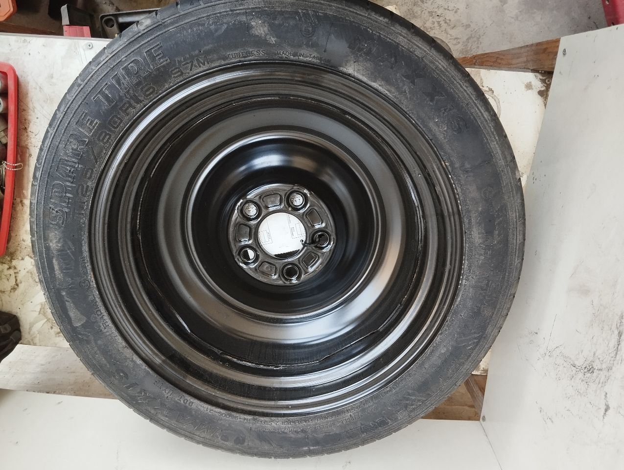 Part image 3