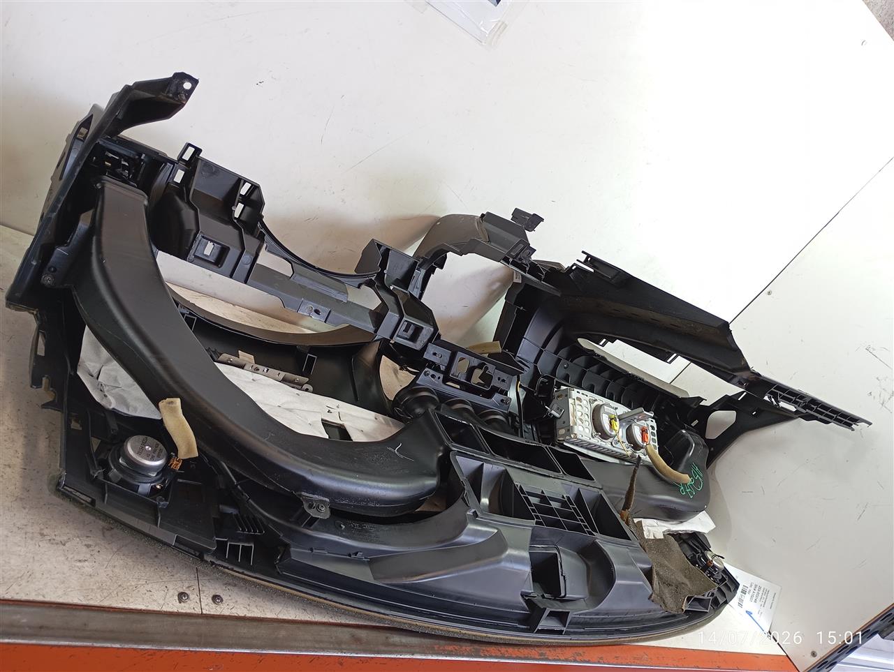 Part image 1