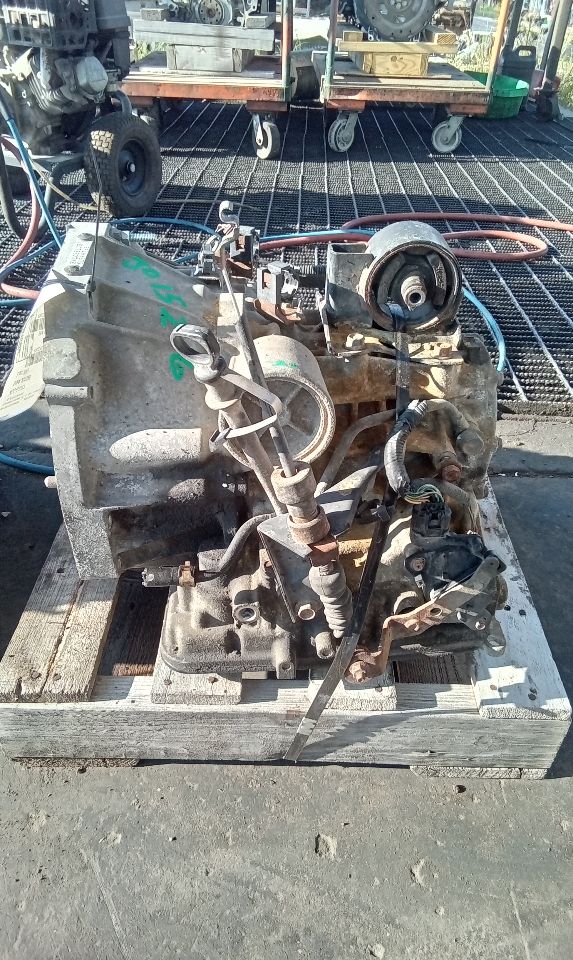 Part image 3