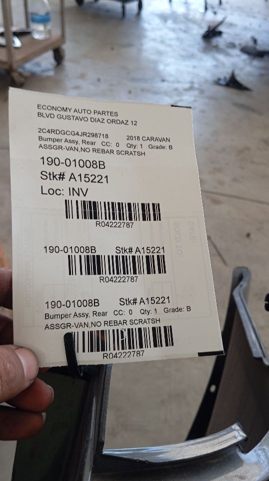 2018 Chrysler CARAVAN Bumper Assy, Rear