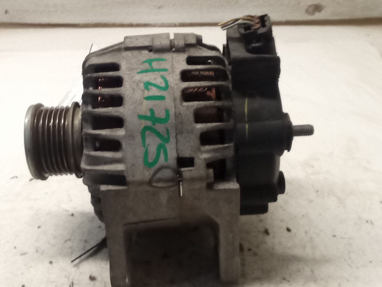 Part image 3