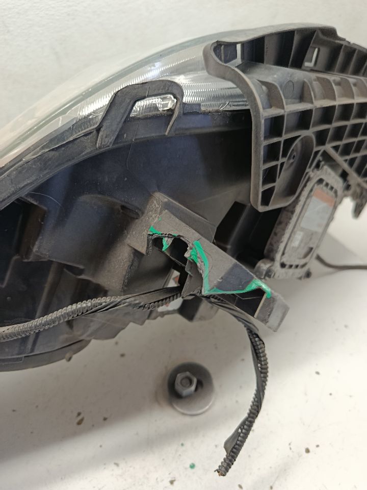 Part image 9