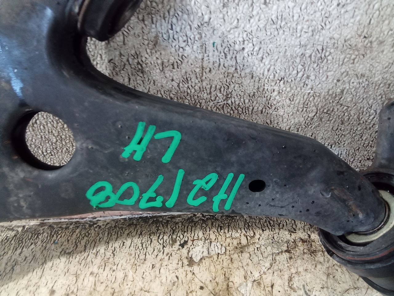 Part image 3