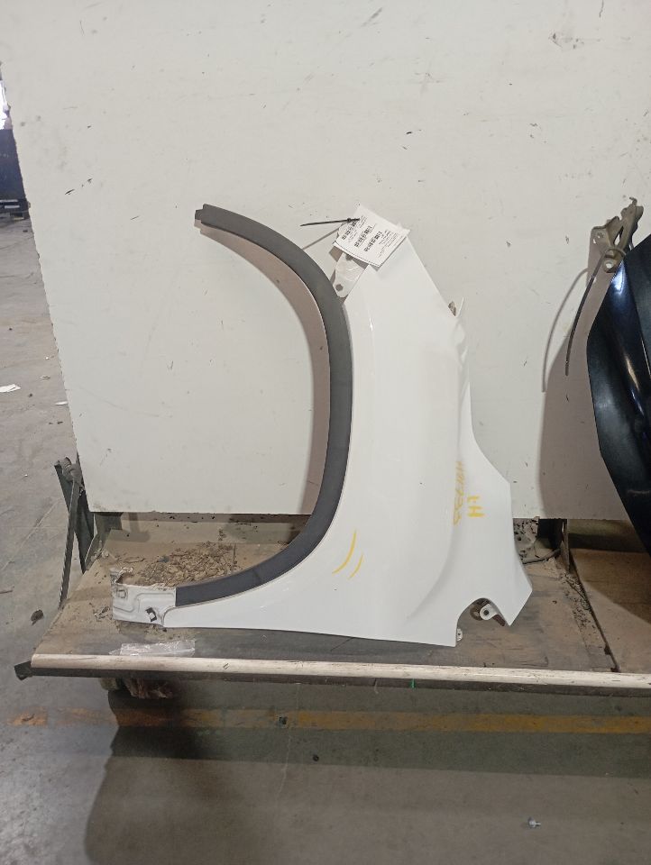 Part image 4