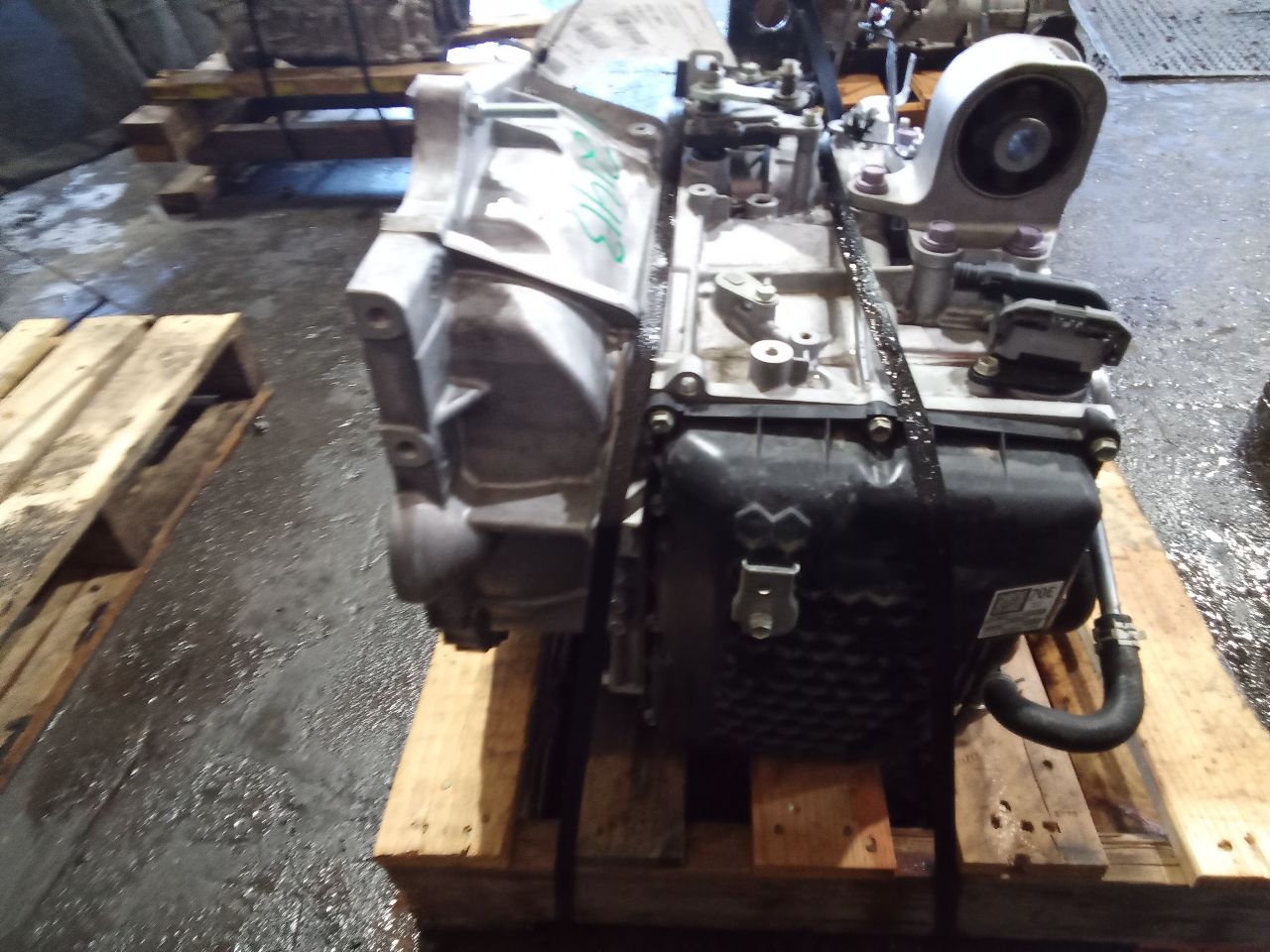 Part image 3