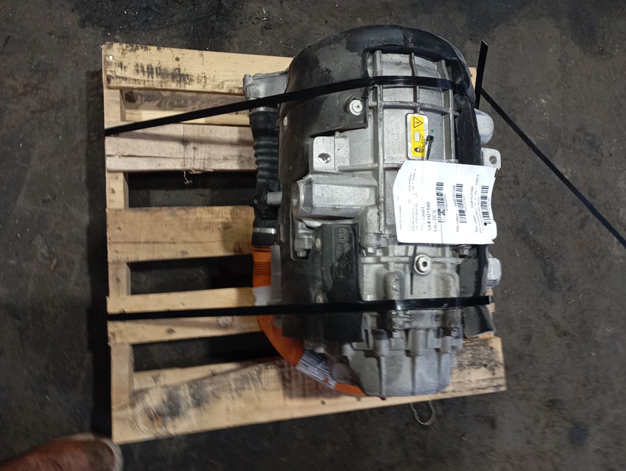 Part image 4