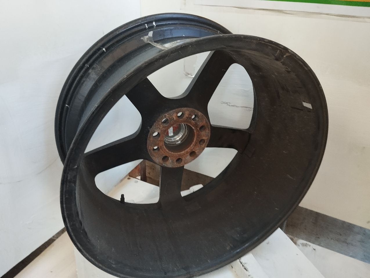 Part image 9