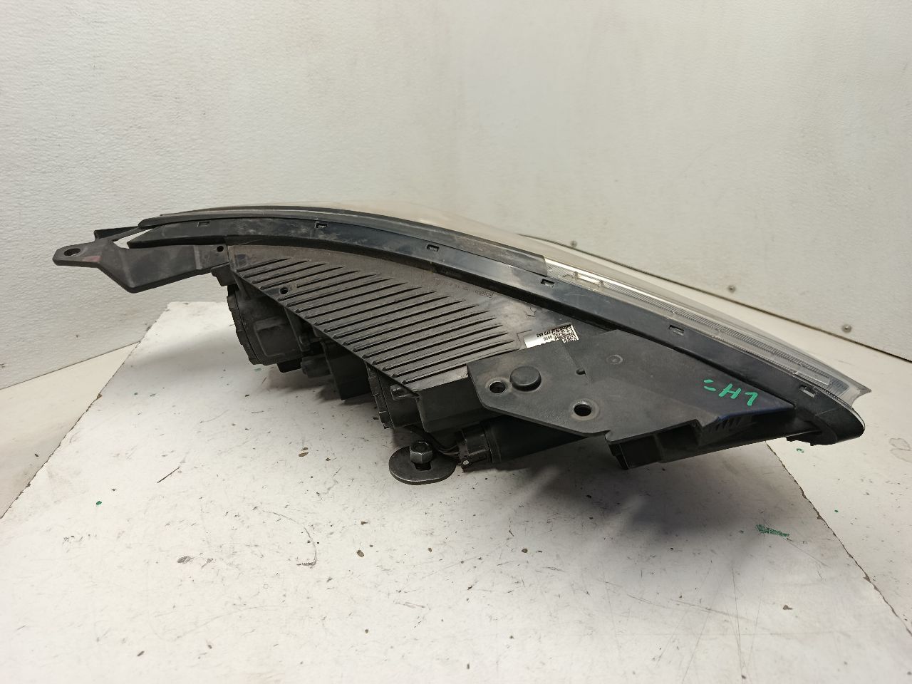 Part image 4