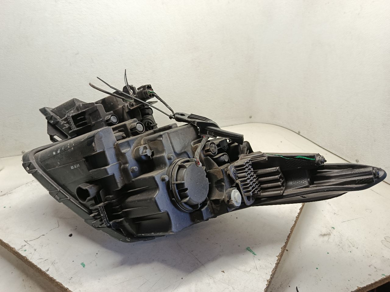 Part image 4