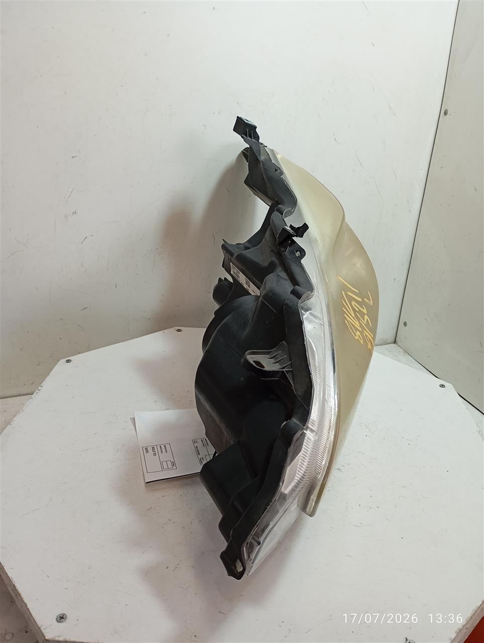 Part image 3